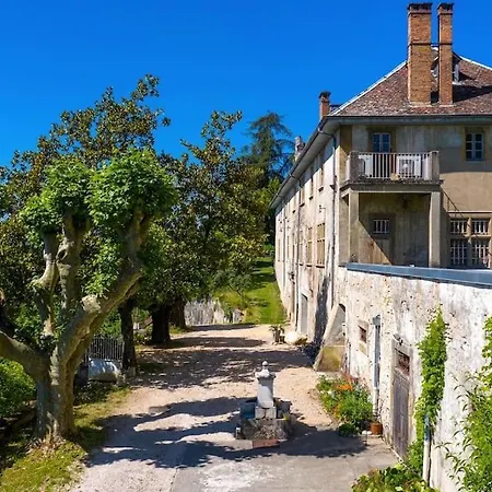 Ancien Domaine De Chartreux Avec Jacuzzi Tullins